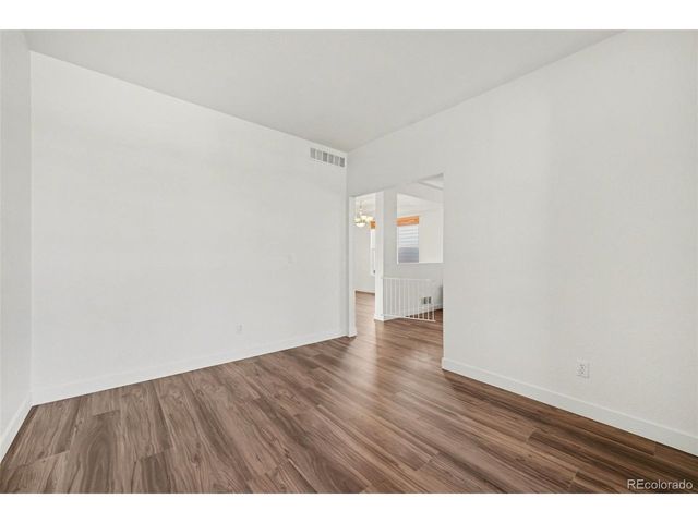 1874 Ute Creek Dr, Longmont, CO 80504