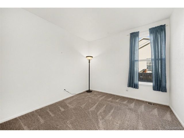 1874 Ute Creek Dr, Longmont, CO 80504