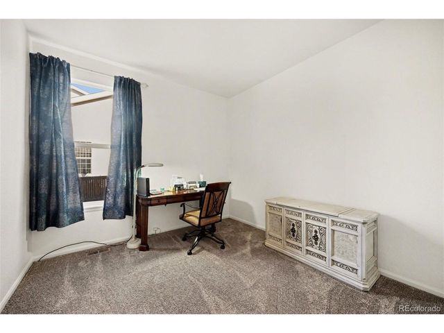 1874 Ute Creek Dr, Longmont, CO 80504