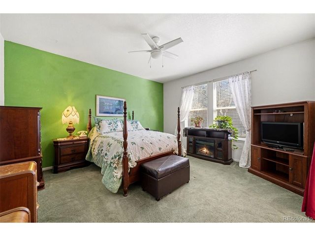 1874 Ute Creek Dr, Longmont, CO 80504