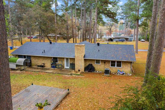 4054 Lakeshore Dr, Lone Star, TX 75668