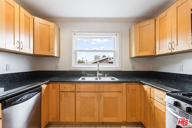 1226 Franklin Street 4, Santa Monica, CA 90404