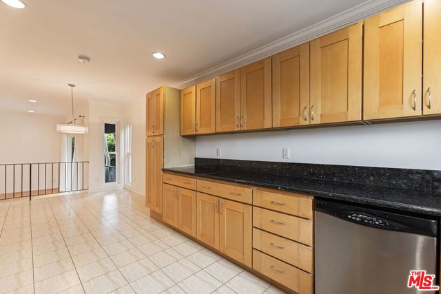 1226 Franklin Street 4, Santa Monica, CA 90404