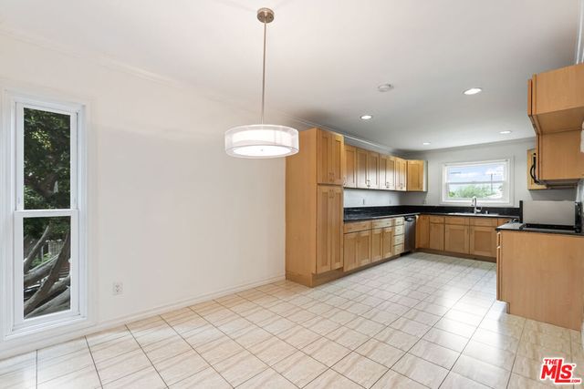 1226 Franklin Street 4, Santa Monica, CA 90404