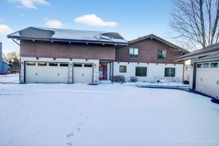 6509 Oak Hill Drive, Richmond, IL 60071