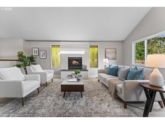 16148 PEARCY St, Lake Oswego, OR 97034