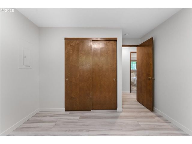 16148 PEARCY St, Lake Oswego, OR 97034
