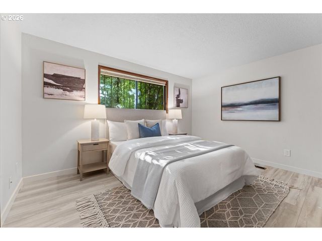 16148 PEARCY St, Lake Oswego, OR 97034