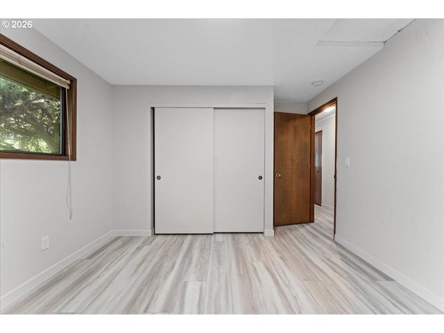 16148 PEARCY St, Lake Oswego, OR 97034