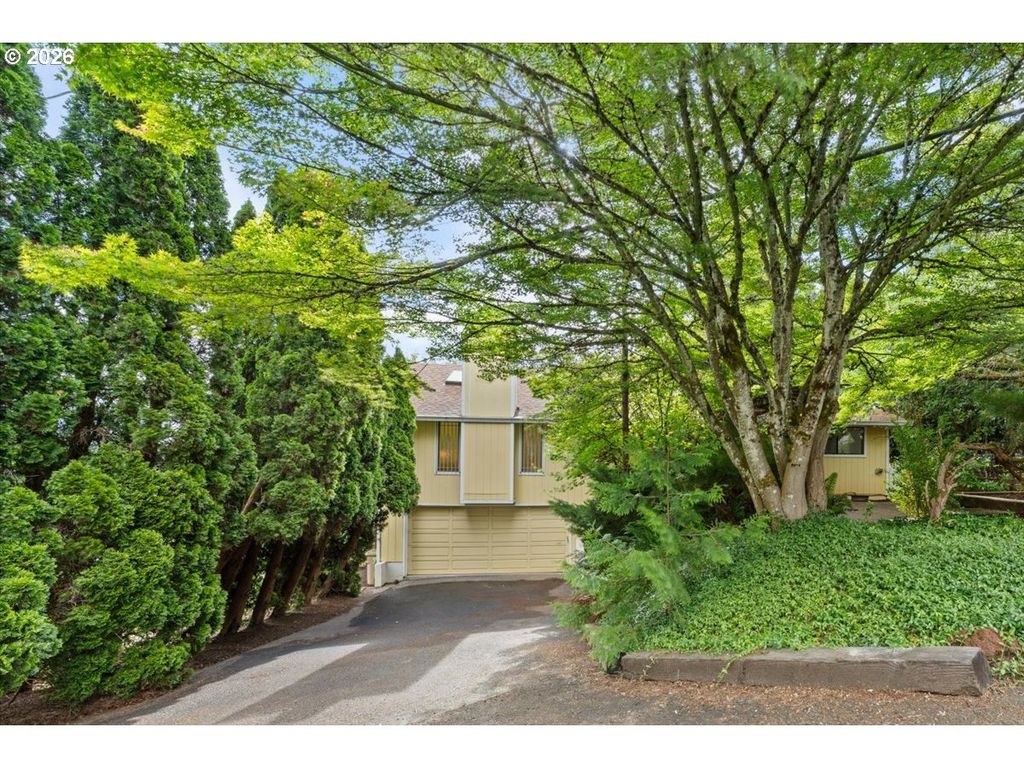 16148 PEARCY St, Lake Oswego, OR 97034
