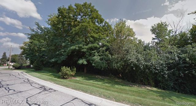 0 S Saginaw / Pepperwood Street, Grand Blanc Charter Township, MI 48439