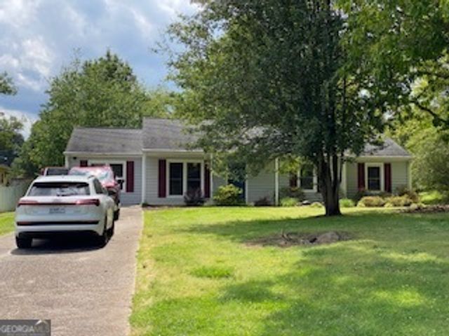 351 Meadow Trace Drive, Auburn, GA 30011