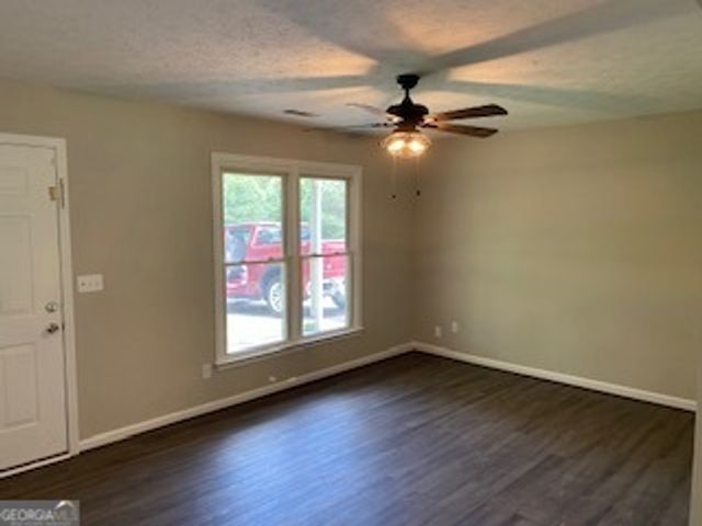 351 Meadow Trace Drive, Auburn, GA 30011