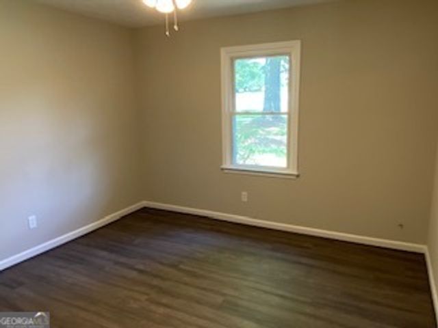 351 Meadow Trace Drive, Auburn, GA 30011