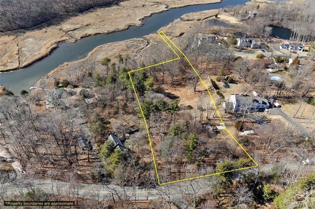 326 Nissequogue River Road, Nissequogue, NY 11780