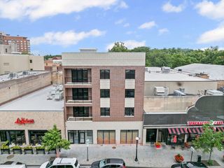 1036 Lake Street 3N, Oak Park, IL 60301