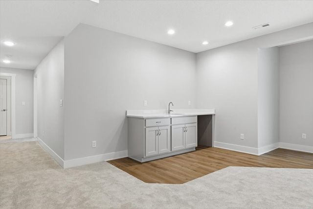 325 S Walnut Drive, Norwalk, IA 50211