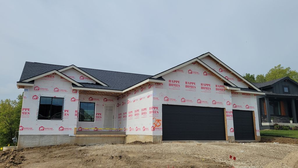 325 Walnut Drive, Norwalk, IA 50211