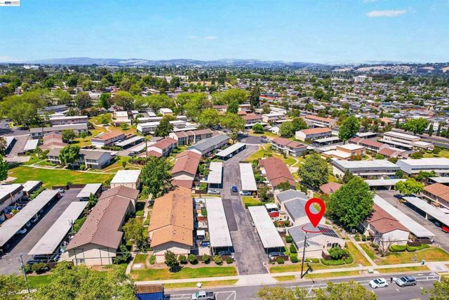 27818 Del Norte Ct, Hayward, CA 94545
