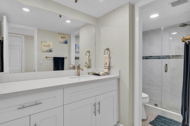 899 Jeffery Street 109, Boca Raton, FL 33487