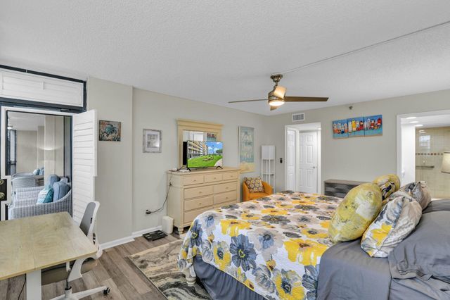 899 Jeffery Street 109, Boca Raton, FL 33487
