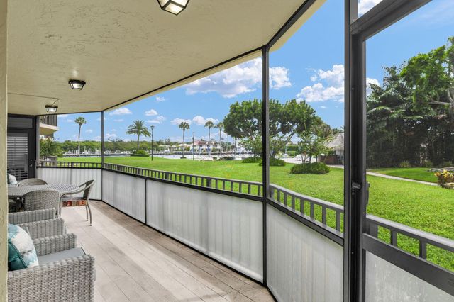 899 Jeffery Street 109, Boca Raton, FL 33487
