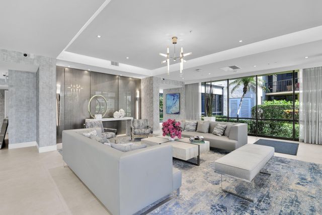 899 Jeffery Street 109, Boca Raton, FL 33487