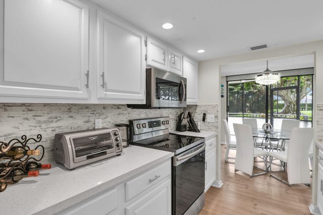 899 Jeffery Street 109, Boca Raton, FL 33487