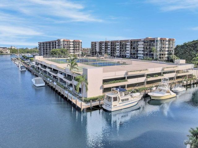 899 Jeffery Street 109, Boca Raton, FL 33487