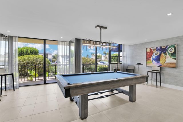 899 Jeffery Street 109, Boca Raton, FL 33487