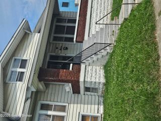 322 N 32nd St, Louisville, KY 40212