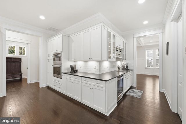 2867 HILL RD, Vienna, VA 22181