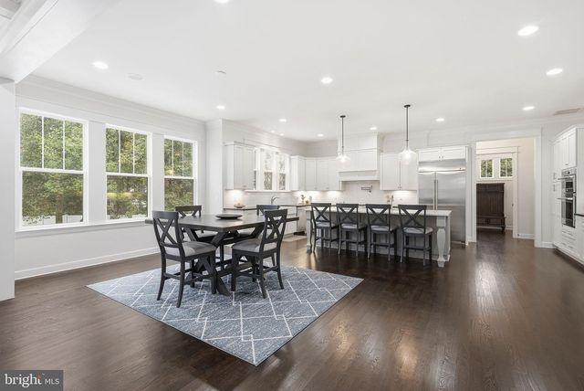 2867 HILL RD, Vienna, VA 22181