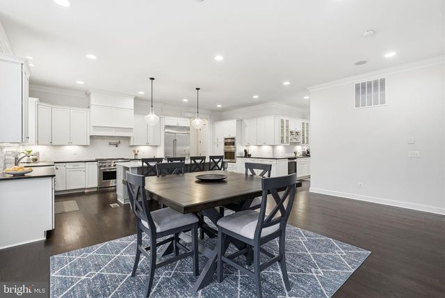 2867 HILL RD, Vienna, VA 22181