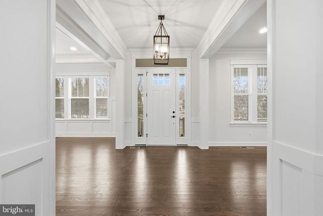 2867 HILL RD, Vienna, VA 22181