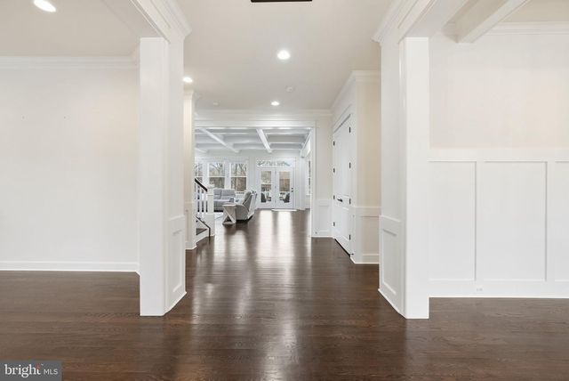 2867 HILL RD, Vienna, VA 22181