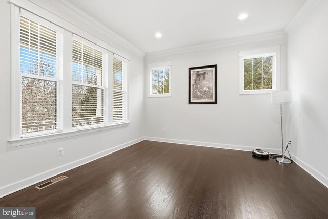 2867 HILL RD, Vienna, VA 22181