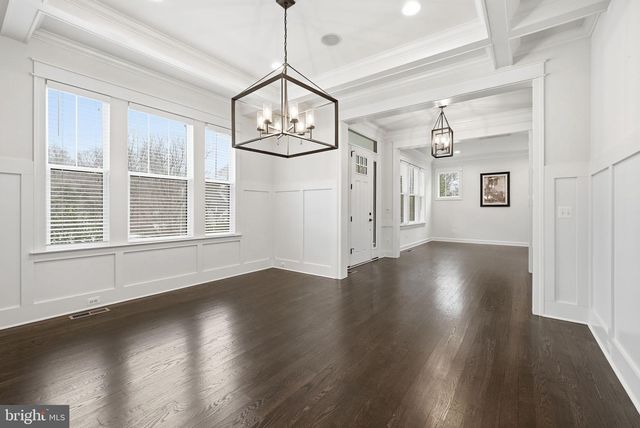 2867 HILL RD, Vienna, VA 22181