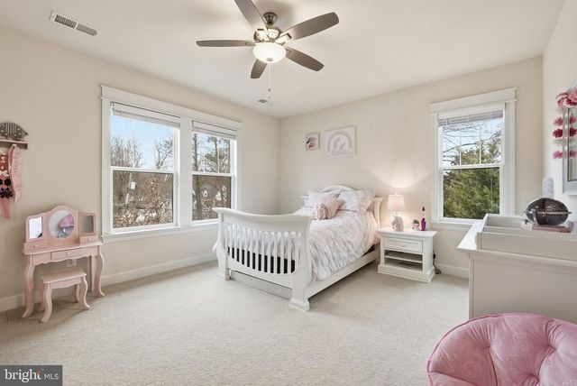 2867 HILL RD, Vienna, VA 22181