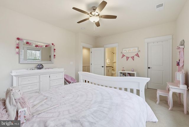 2867 HILL RD, Vienna, VA 22181