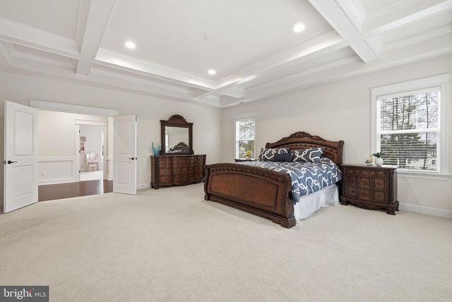 2867 HILL RD, Vienna, VA 22181