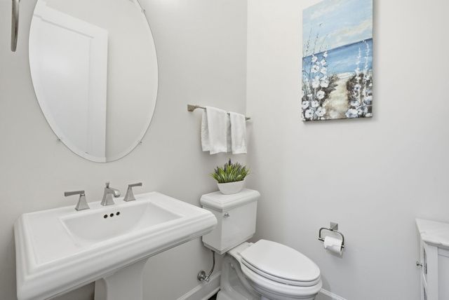 2867 HILL RD, Vienna, VA 22181