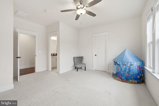 2867 HILL RD, Vienna, VA 22181