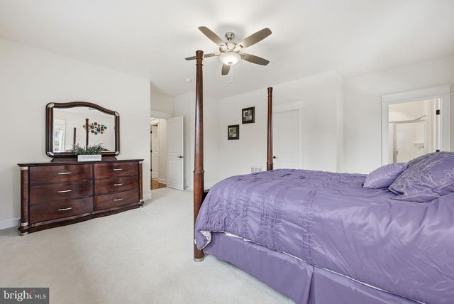 2867 HILL RD, Vienna, VA 22181