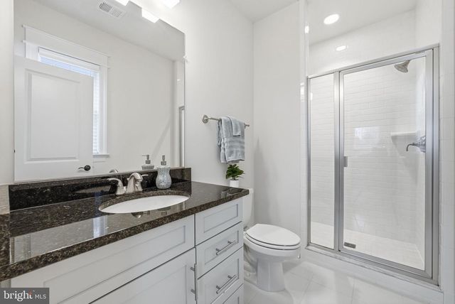 2867 HILL RD, Vienna, VA 22181