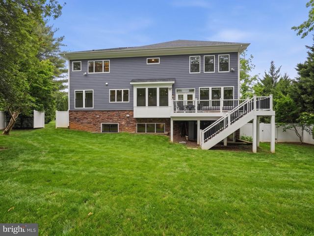 2867 HILL RD, Vienna, VA 22181