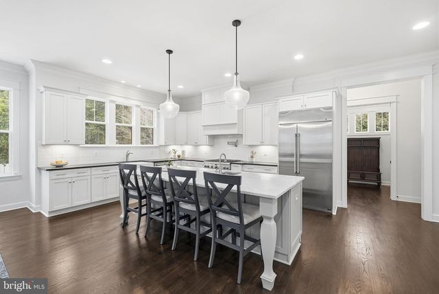 2867 HILL RD, Vienna, VA 22181