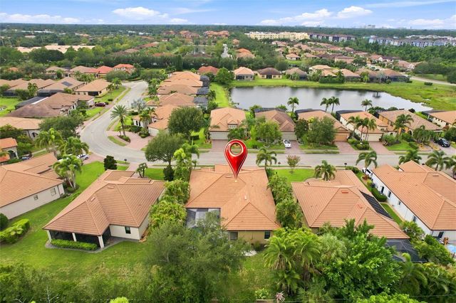 8059 36TH STREET CIRCLE E, Sarasota, FL 34243