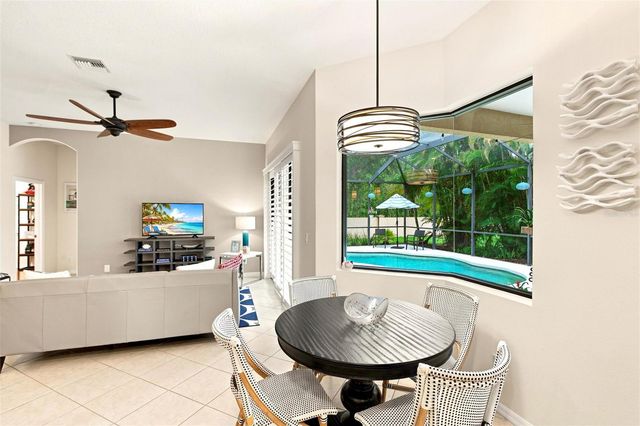 8059 36TH STREET CIRCLE E, Sarasota, FL 34243