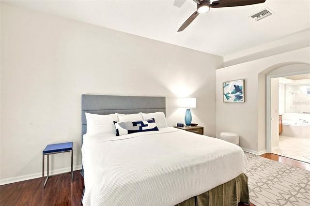 8059 36TH STREET CIRCLE E, Sarasota, FL 34243